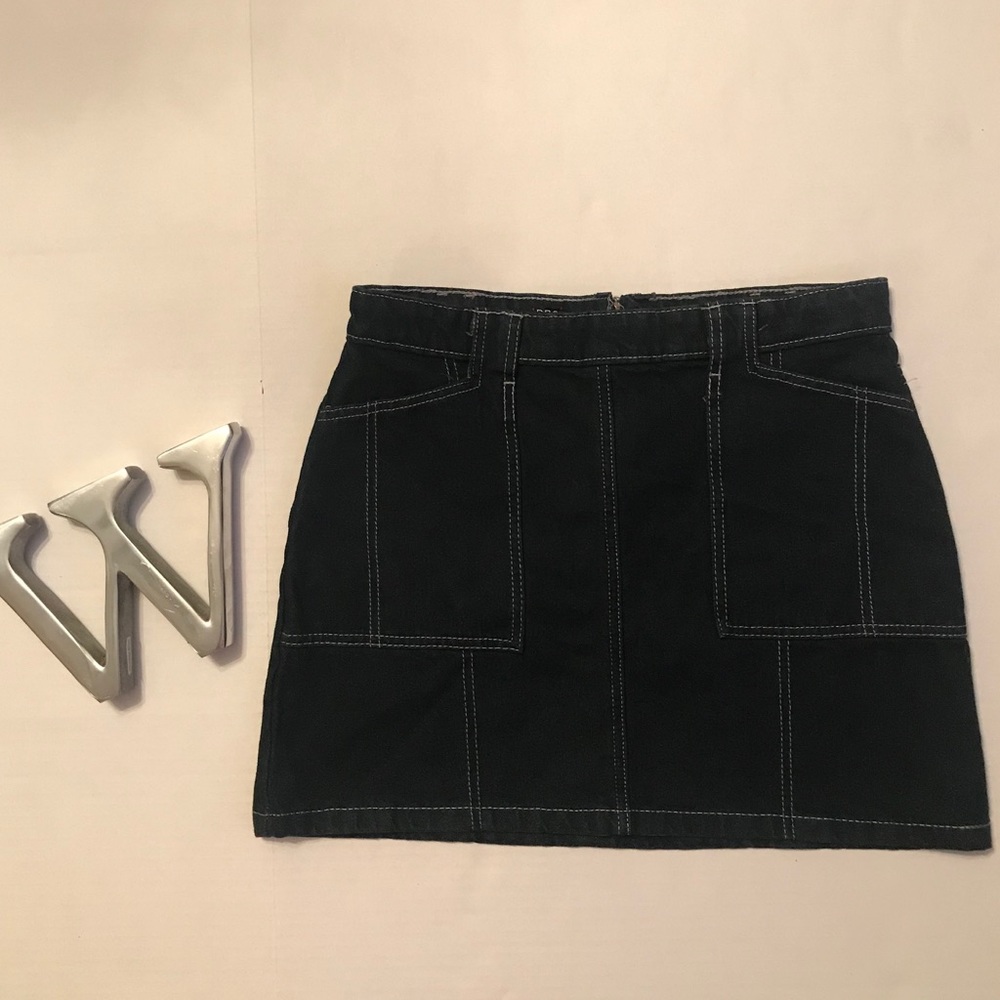 BDG Women’s Small Mini Denim Skirt